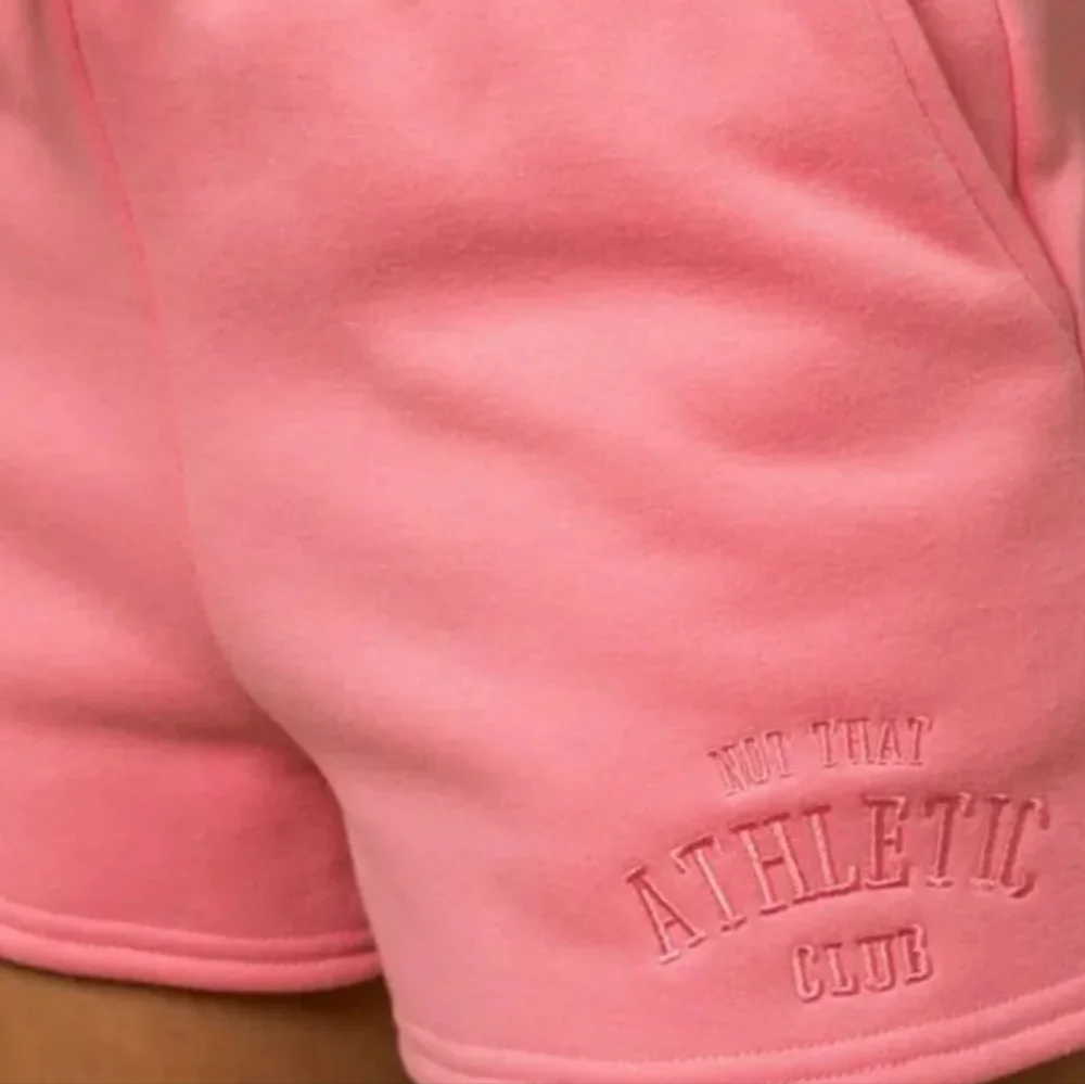 NWT Gilli 2PC Pink Sweatshirt & Short Set "Not That Athletic Club" Size 2X - Picture 6 of 8